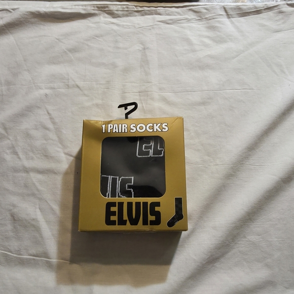 ELVIS Black and White Casual Size 9-12 Unisex - Picture 2 of 2